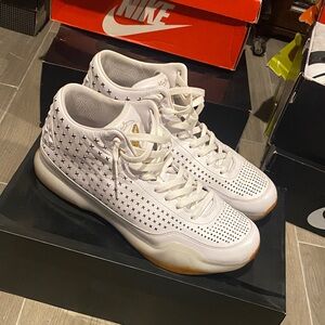 Nike Kobe 10 Mid EXT "White Gum"